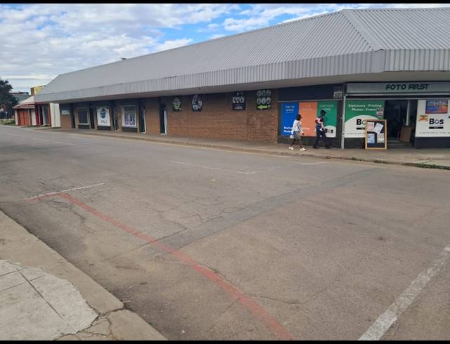 900M² RETAIL FOR SALE IN BRITS CENTRAL